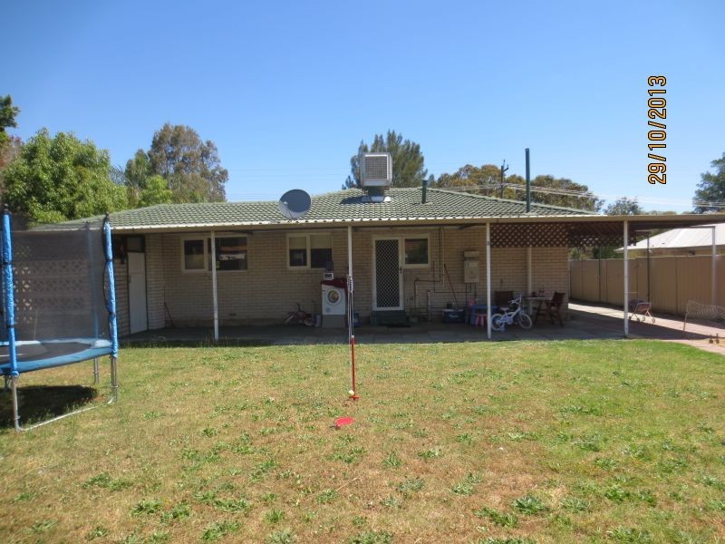 10 Fleetwood Road, Lynwood WA 6147