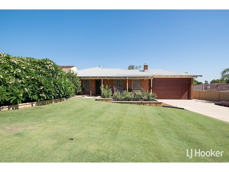 4 Timbrell Way, Leeming WA 6149