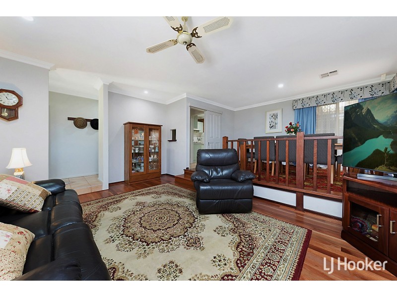 4 Timbrell Way, Leeming WA 6149