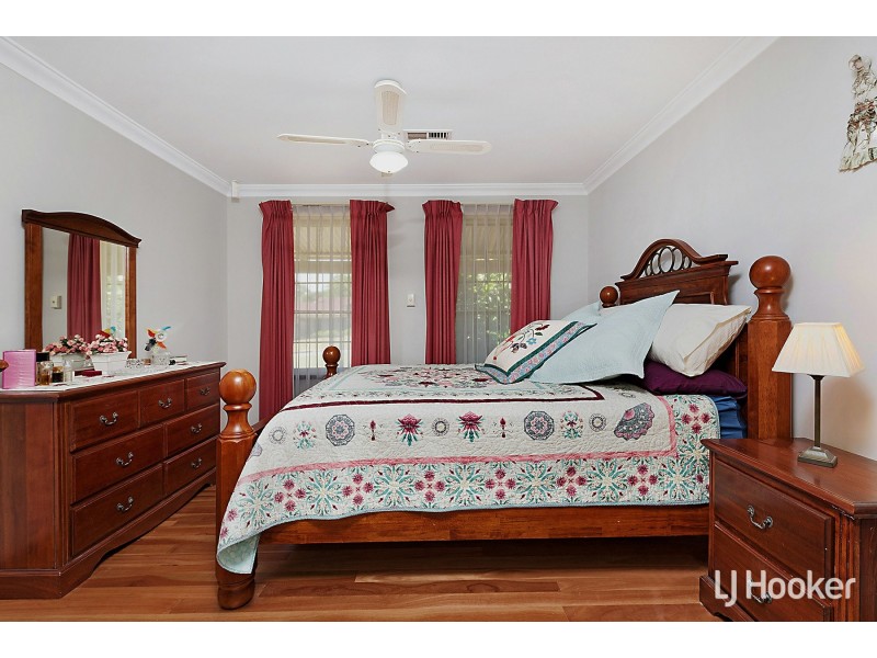 4 Timbrell Way, Leeming WA 6149
