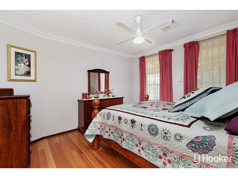 4 Timbrell Way, Leeming WA 6149