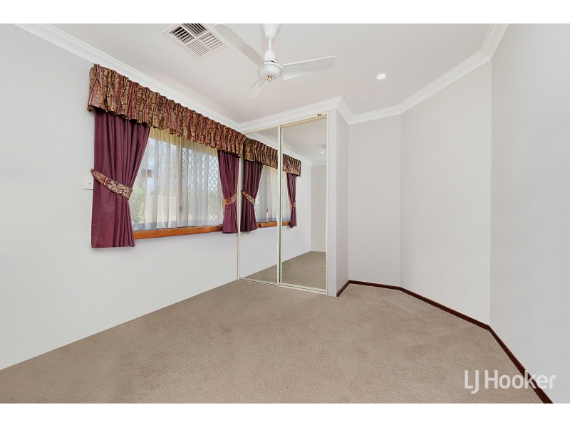 4 Timbrell Way, Leeming WA 6149
