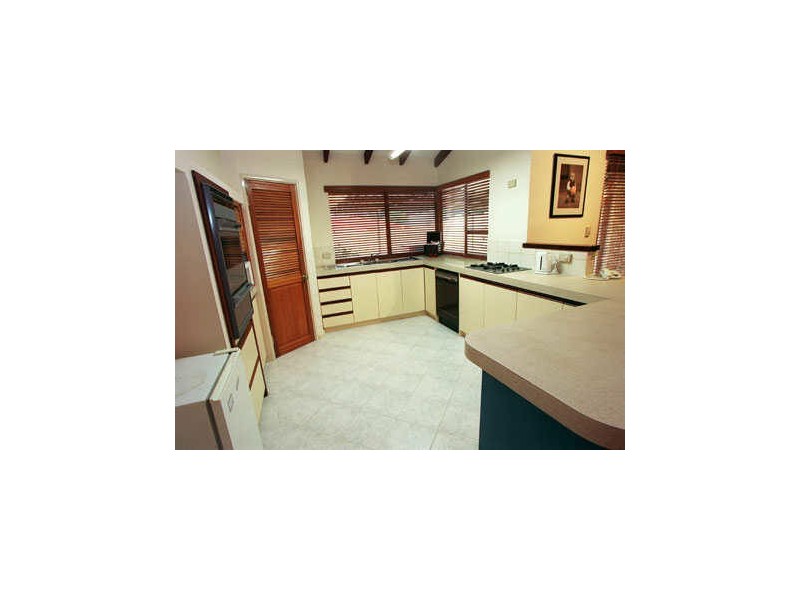 128 Beasley Road, Leeming WA 6149