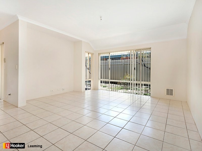 4 Caprice Pass, Rockingham WA 6168