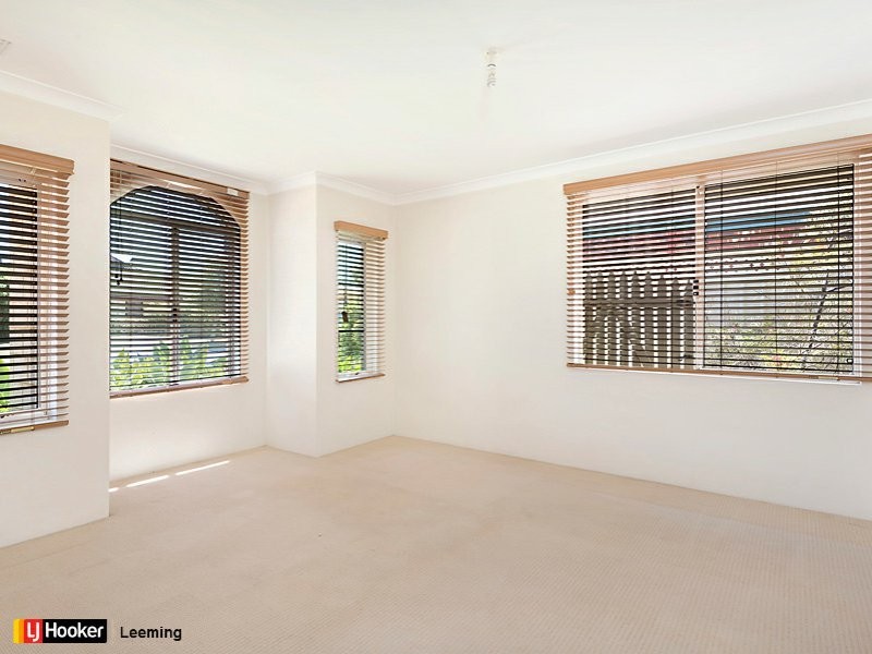 4 Caprice Pass, Rockingham WA 6168