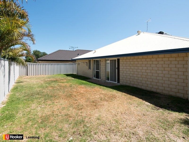 4 Caprice Pass, Rockingham WA 6168