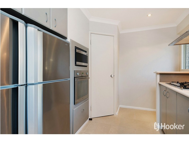 30 Devenish Way, Leeming WA 6149