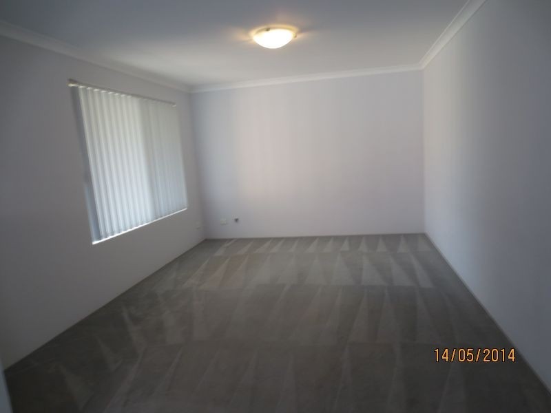 4 Marie Court, Atwell WA 6164