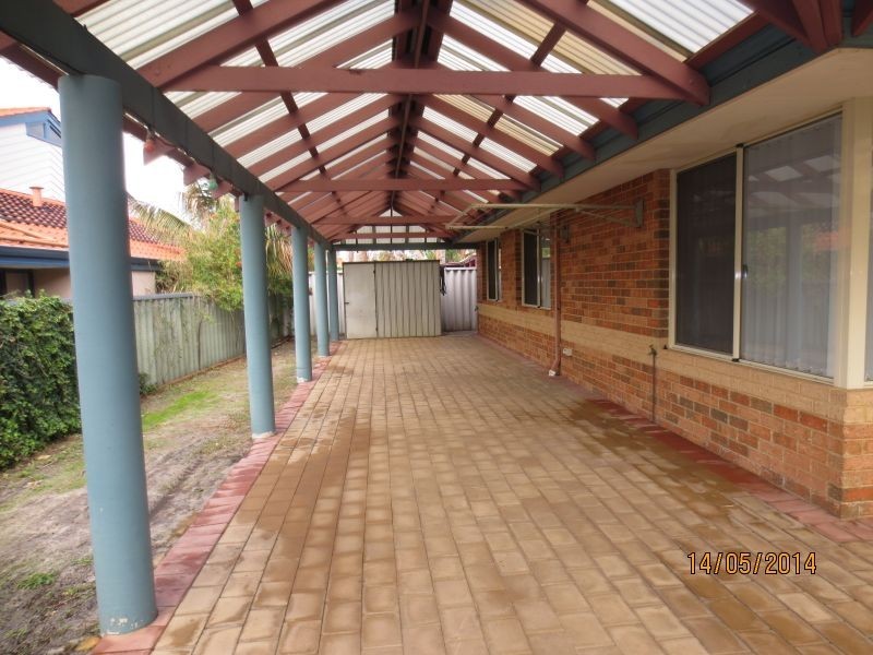 4 Marie Court, Atwell WA 6164