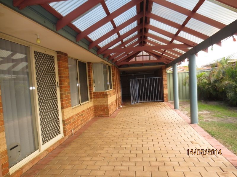 4 Marie Court, Atwell WA 6164