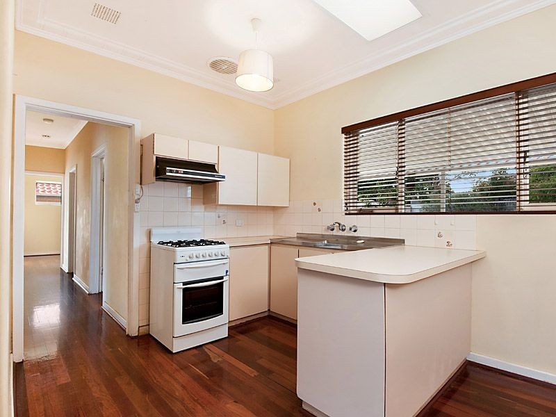 20 Packham Road, Hamilton Hill WA 6163