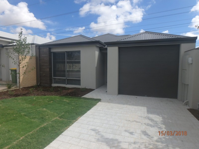21 Biloxi Loop, Success WA 6164