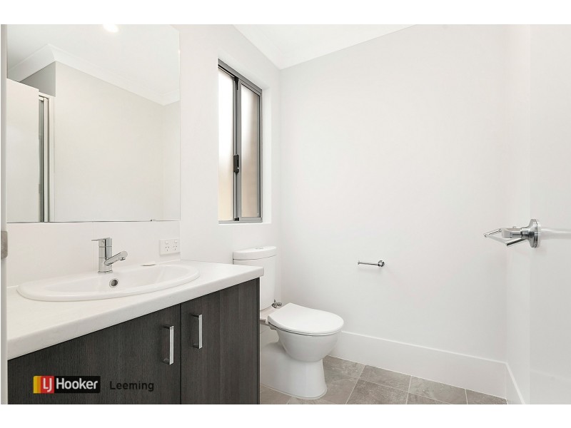 21 Biloxi Loop, Success WA 6164
