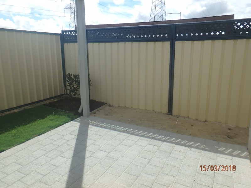 21 Biloxi Loop, Success WA 6164