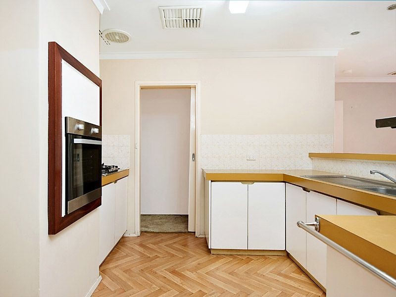 210 Riseley Street, Booragoon WA 6154