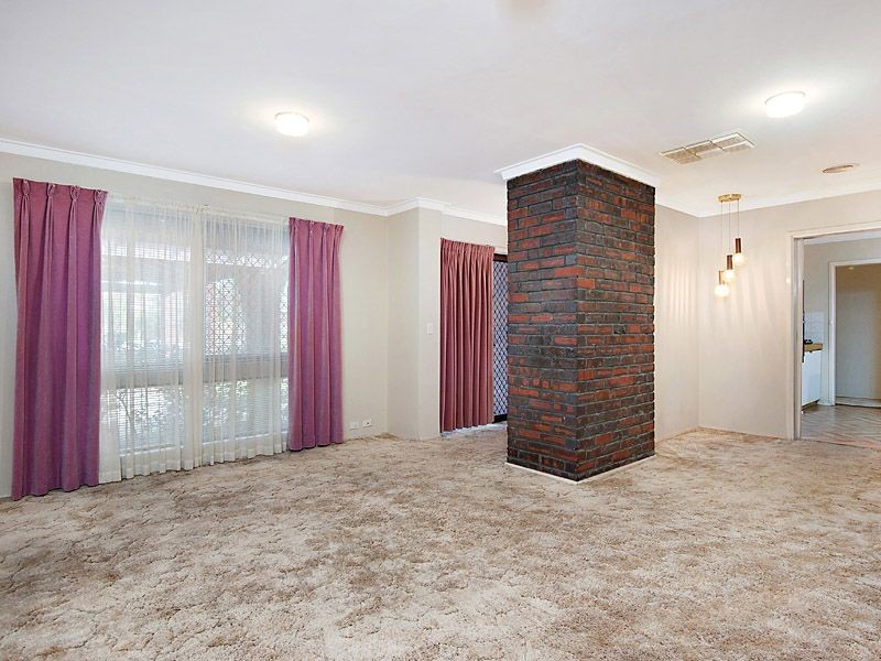 210 Riseley Street, Booragoon WA 6154