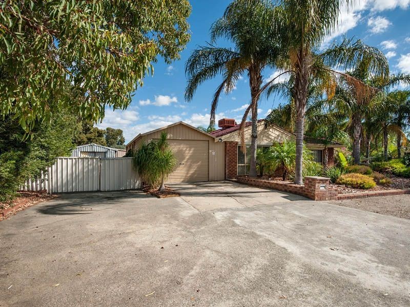 27 Lemon Grove, Seville Grove WA 6112