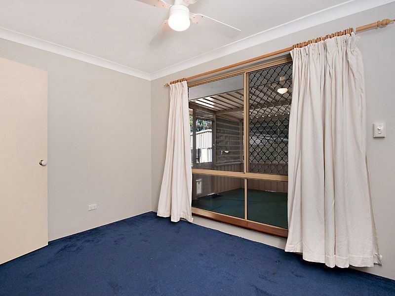 27 Lemon Grove, Seville Grove WA 6112