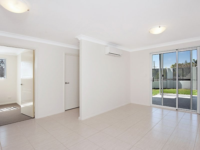 3/67 Bullfinch Street, Spearwood WA 6163