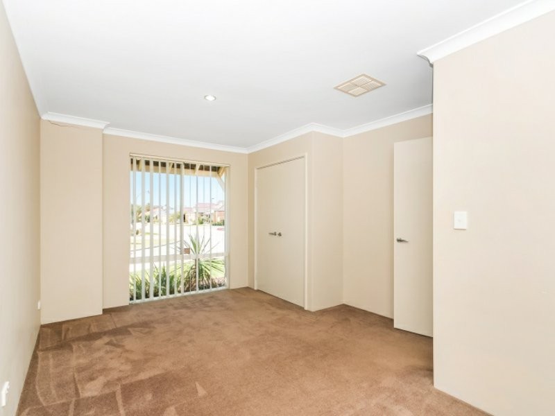 40 Claridge Circle, Thornlie WA 6108