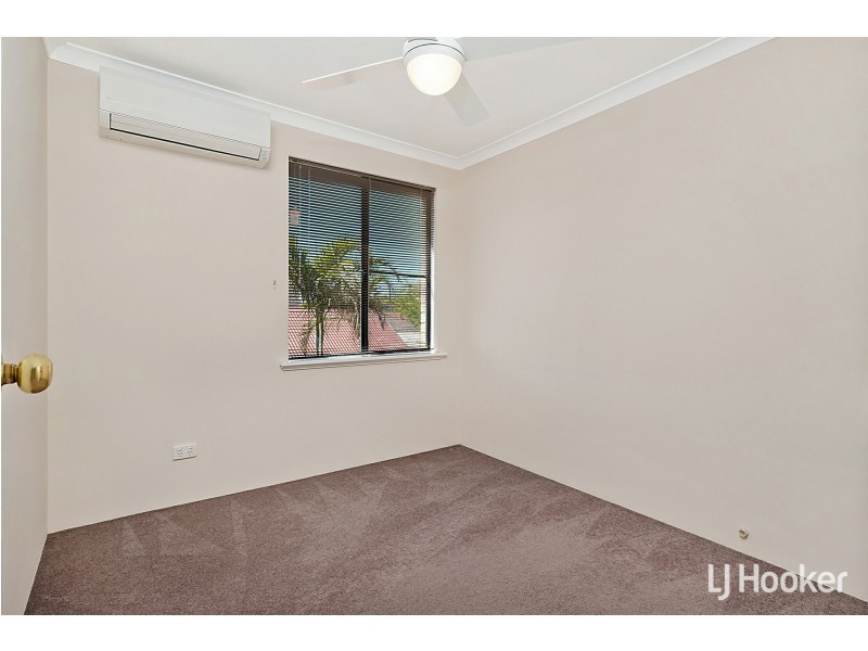 2/90 Edgecumbe Street, Como WA 6152