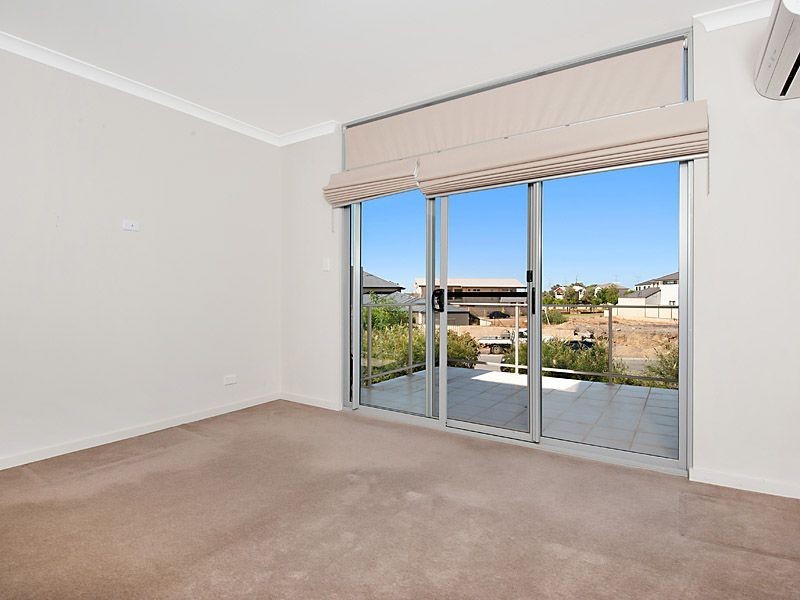 3/11 Pearson Drive, Success WA 6164