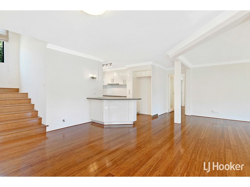 16 McCullock Rise, Bull Creek WA 6149