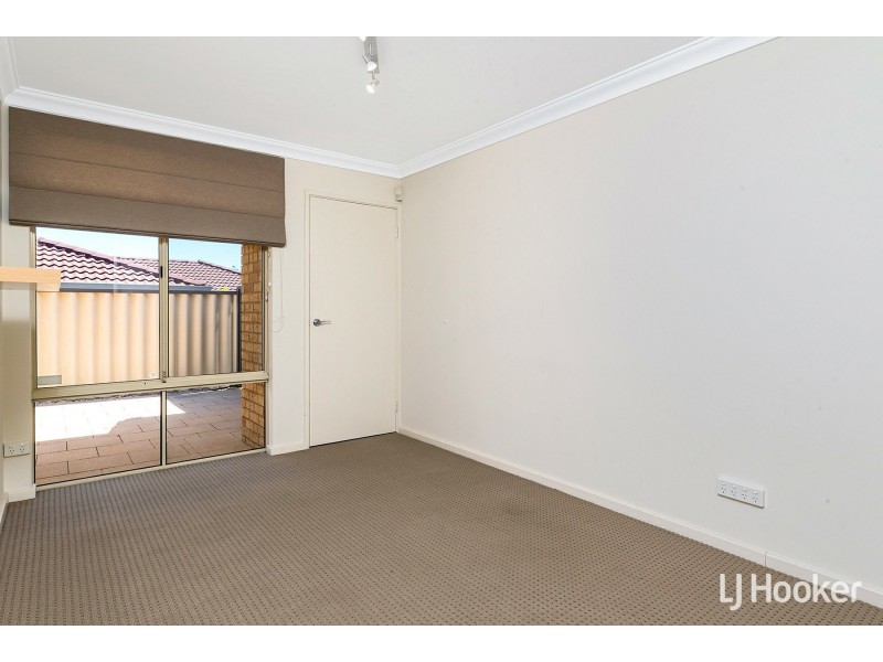 16 McCullock Rise, Bull Creek WA 6149