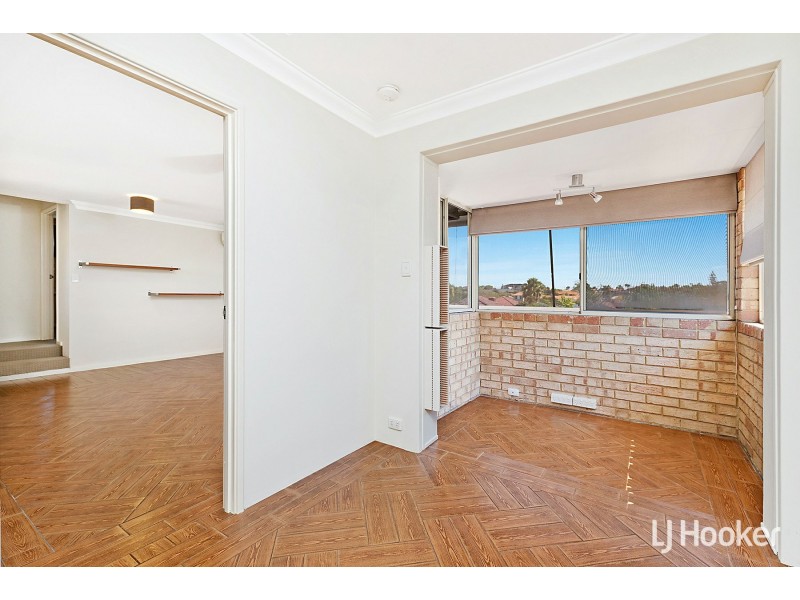 16 McCullock Rise, Bull Creek WA 6149