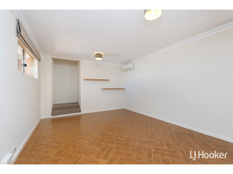 16 McCullock Rise, Bull Creek WA 6149