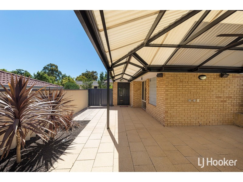 16 McCullock Rise, Bull Creek WA 6149