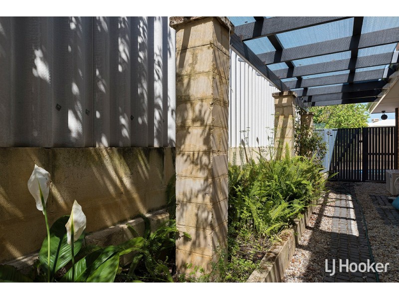 16 McCullock Rise, Bull Creek WA 6149