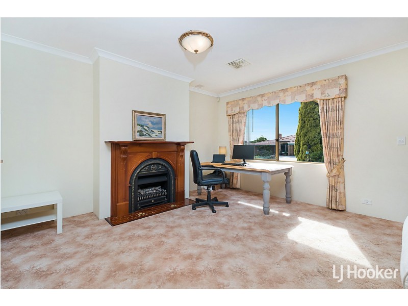 73 Sylvan Crescent, Leeming WA 6149