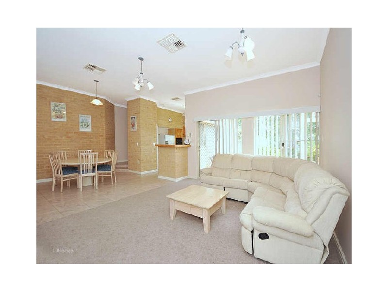 13 Rosemont Place, Leeming WA 6149