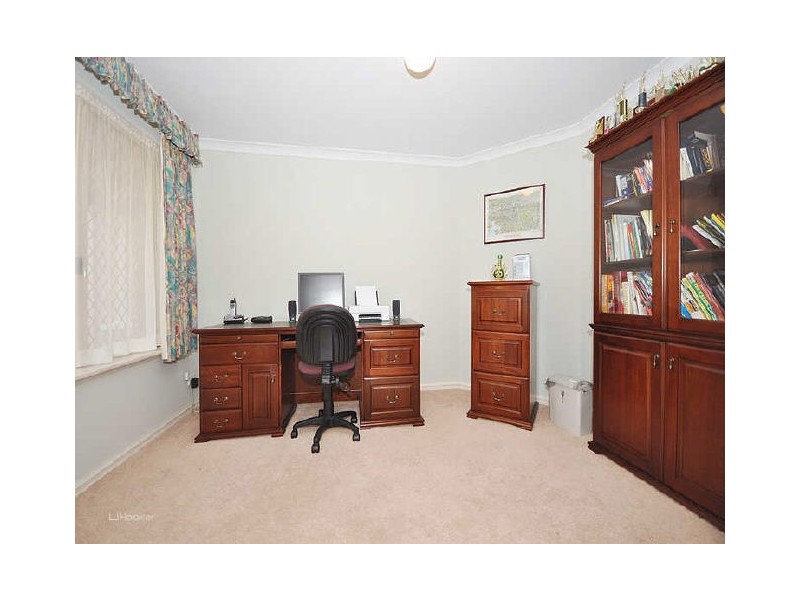 13 Rosemont Place, Leeming WA 6149