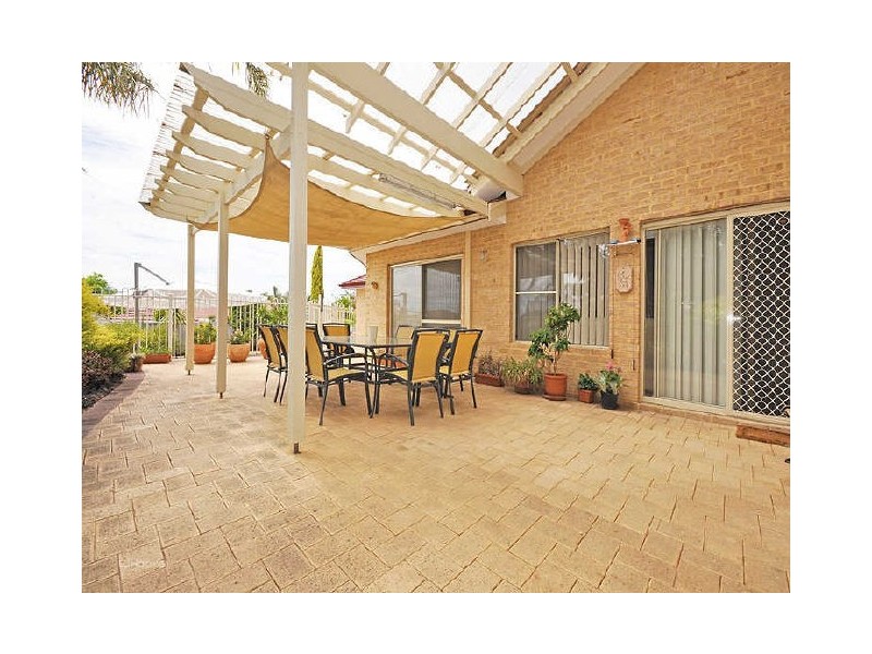 13 Rosemont Place, Leeming WA 6149