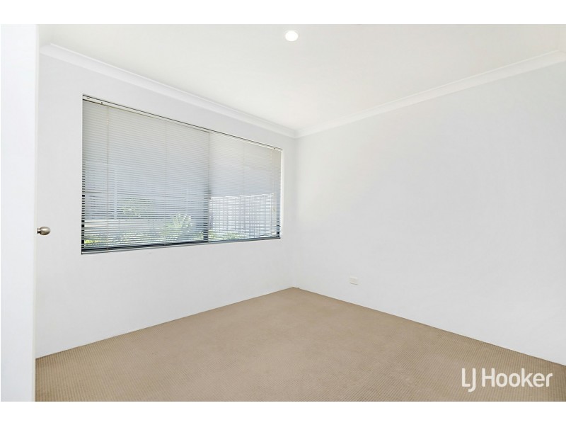 265 Peelwood Parade, Halls Head WA 6210
