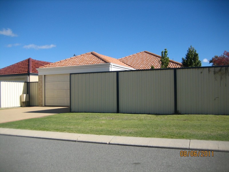 301 Wentworth Parade, Success WA 6164