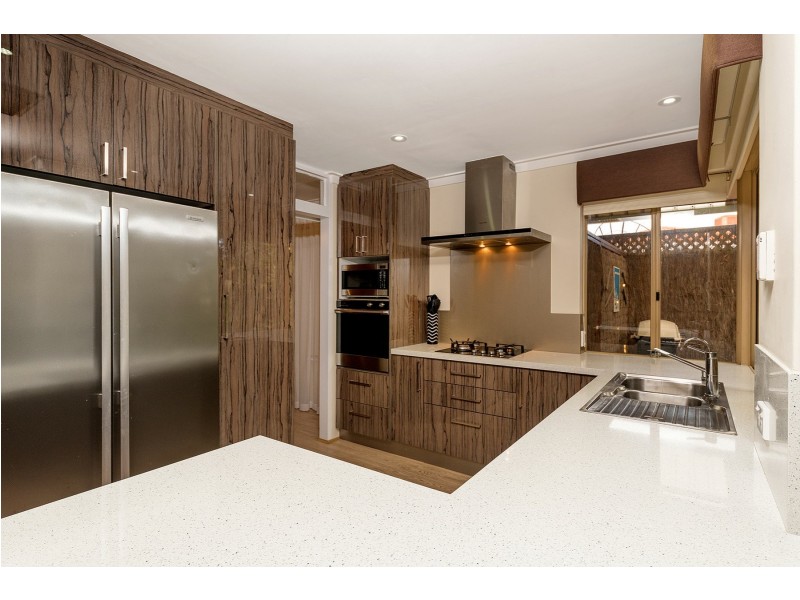 3a Theakston Green, Leeming WA 6149