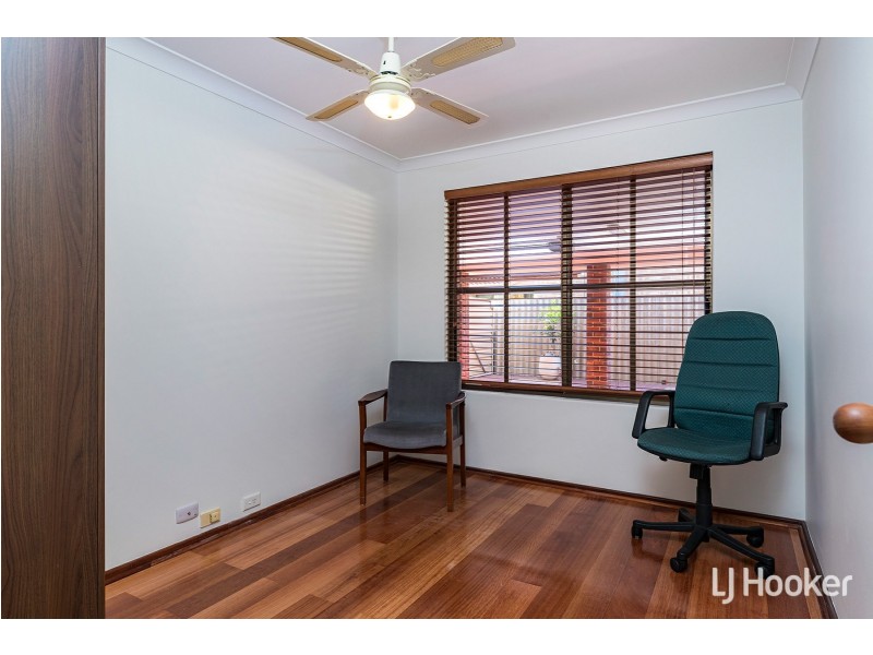 62 Gracechurch Crescent, Leeming WA 6149