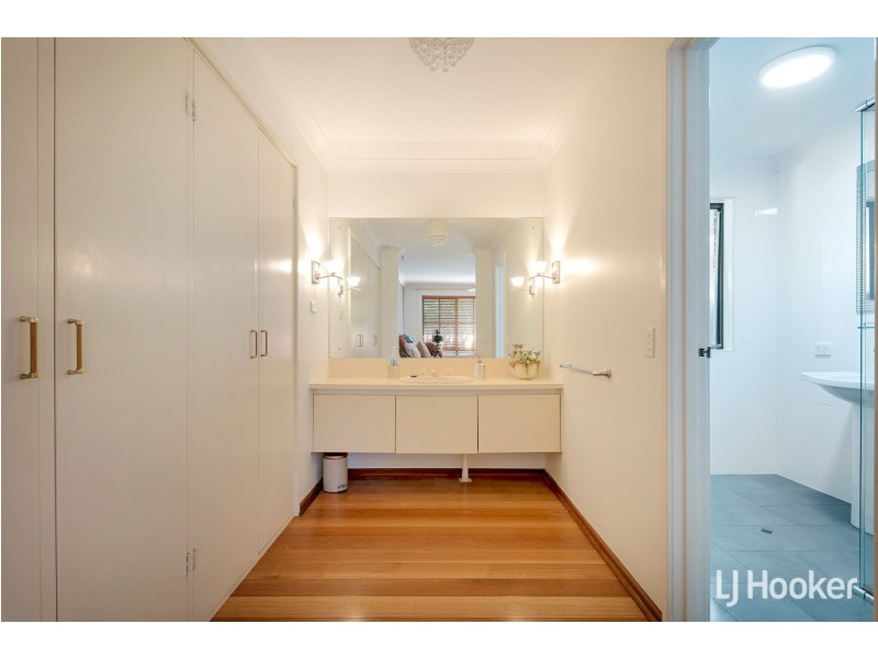 62 Gracechurch Crescent, Leeming WA 6149