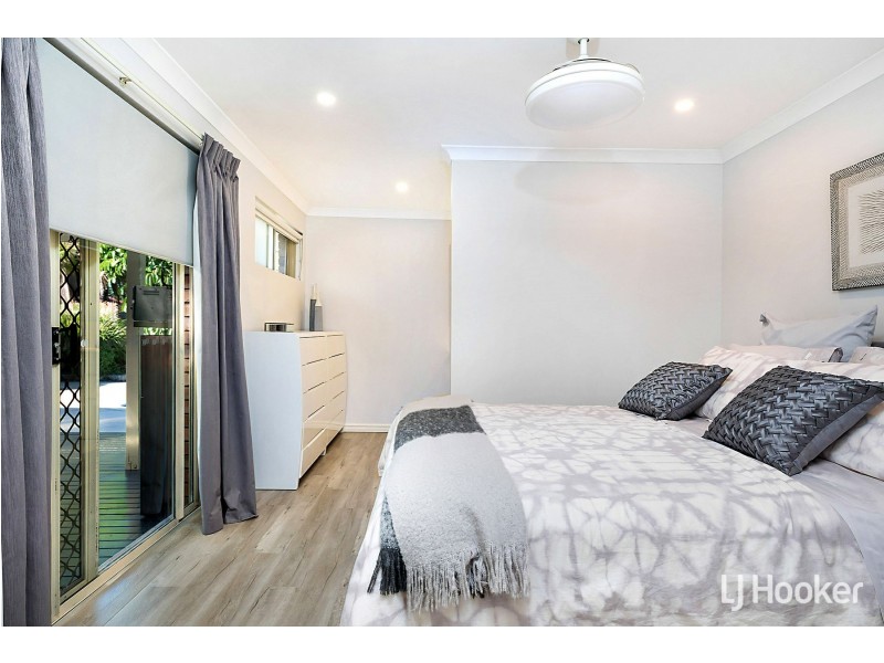 14 Townson Place, Leeming WA 6149