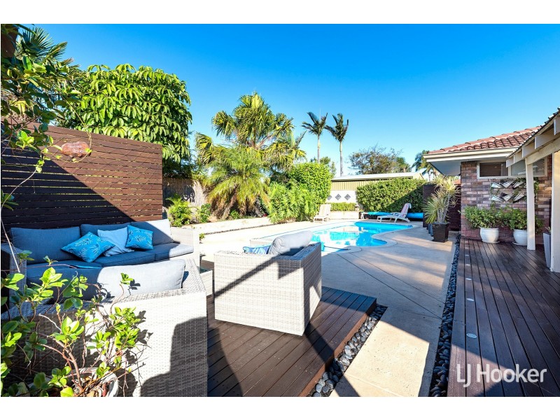 14 Townson Place, Leeming WA 6149