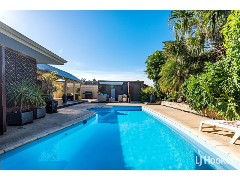 14 Townson Place, Leeming WA 6149