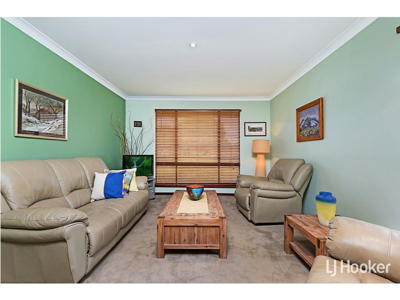 31 Calley Drive, Leeming WA 6149