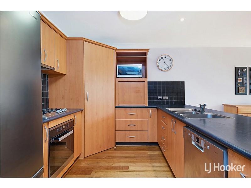 31 Calley Drive, Leeming WA 6149