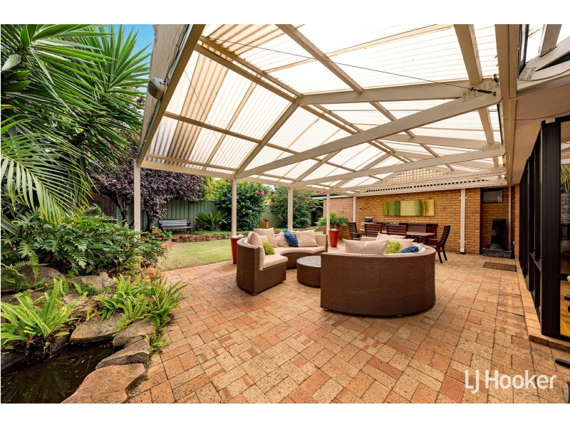 31 Calley Drive, Leeming WA 6149