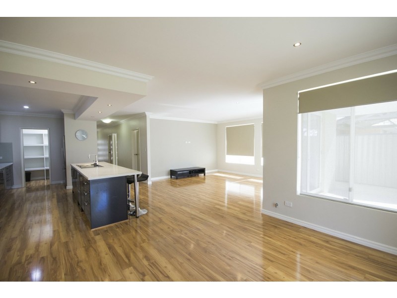 45 Pimento Circle, Port Kennedy WA 6172