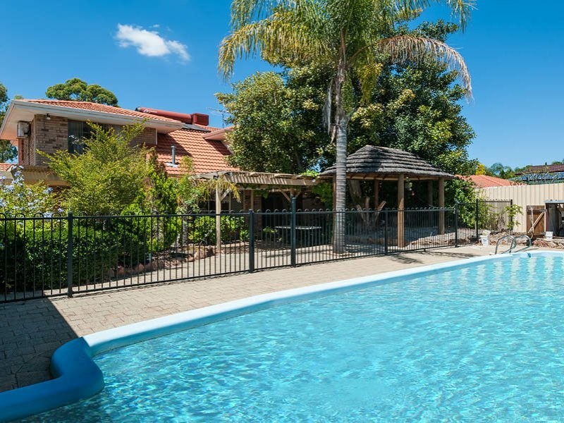 7 Aulberry Parade, Leeming WA 6149