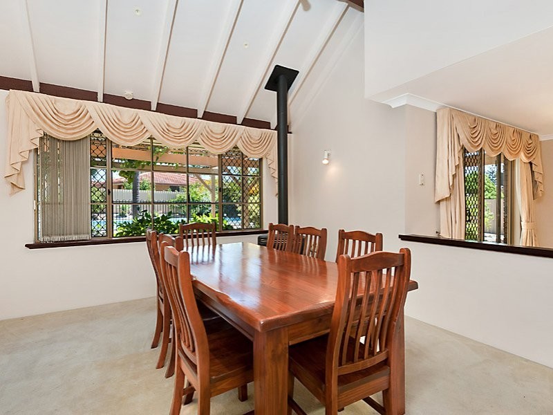 7 Aulberry Parade, Leeming WA 6149